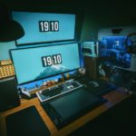 Mehrere Gaming Monitore und ein Gaming Set-up