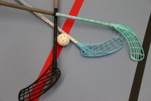 Floorball Schläger und Ball