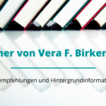 Ein Titelbild mit Büchern und dem Titel des Beitrags