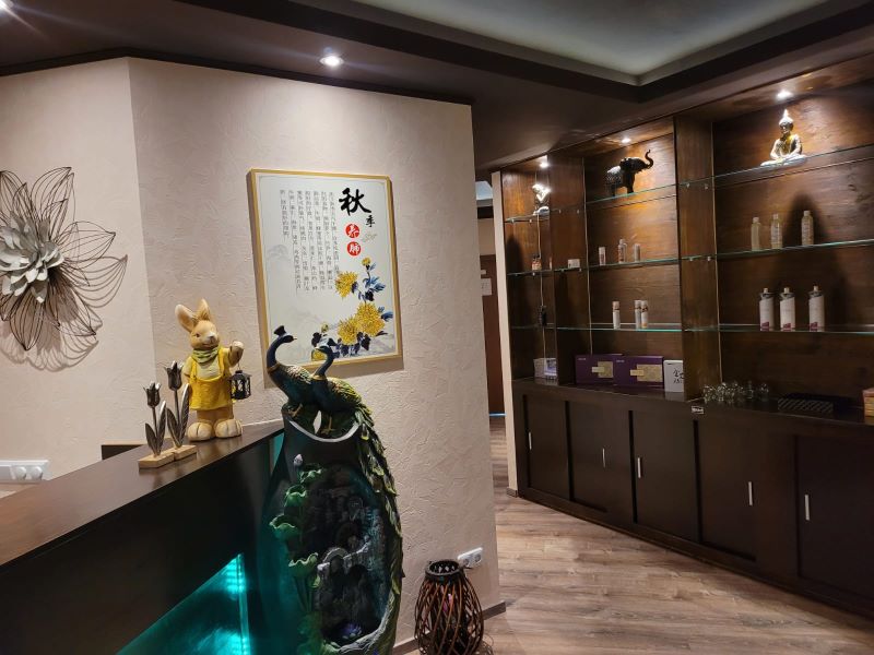 Lotus Massage